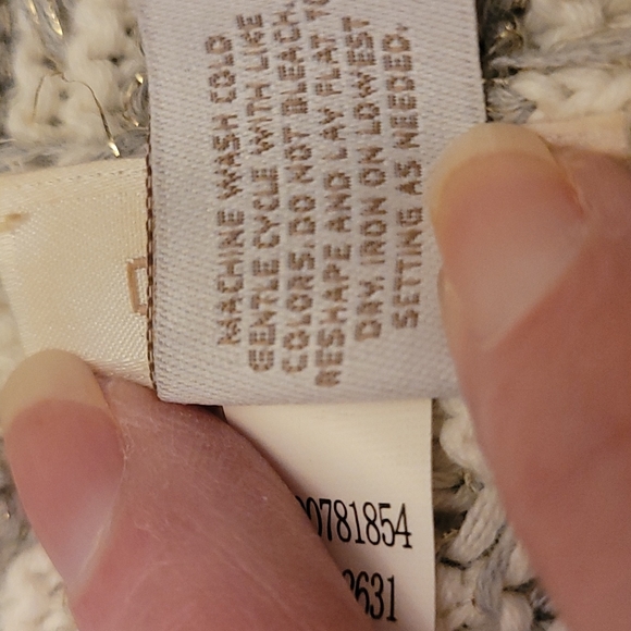 Chicos shawl collar cardigan sweater, size 00, Chicos size chart 0/2-XS - Picture 5 of 8